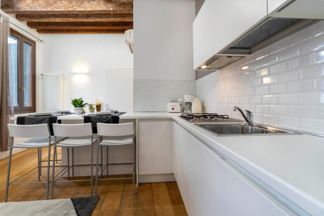 Residence Le Beccarie - Rialto By Wonderful Italy Venice Exterior photo